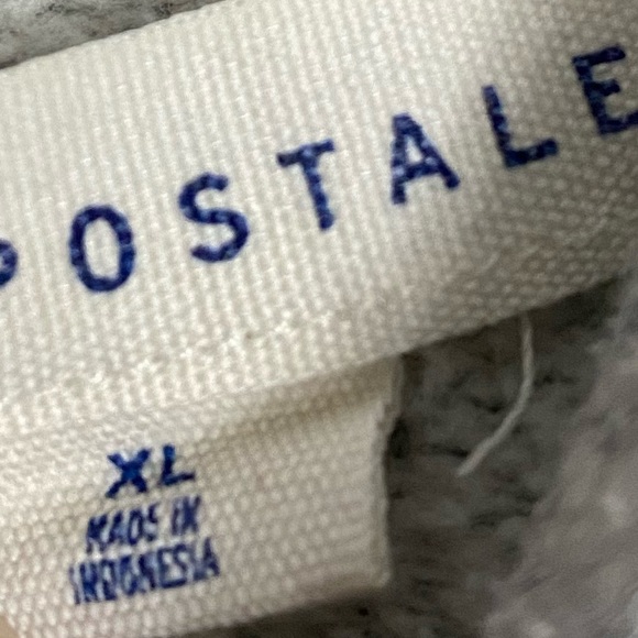 Pullover - Picture 3 of 3